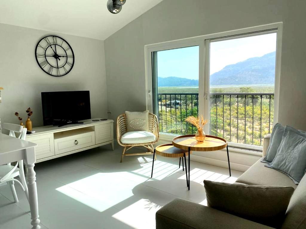 Airport Blue Eye Apartment Dalaman Best Location Also Suitable For Day Rentals Ideal For Air Travelers, 5 Km Close To Airport Экстерьер фото